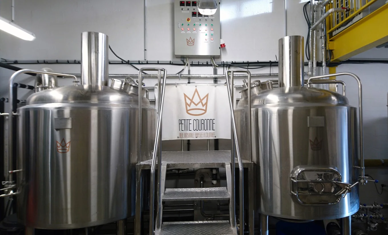 Cuves de la brasserie artisanale petite couronne