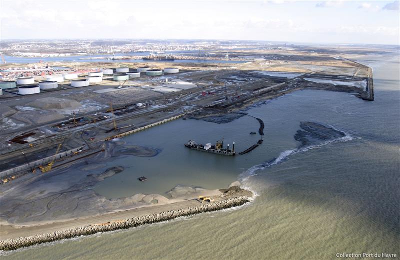 Travaux de port 2000 en cours