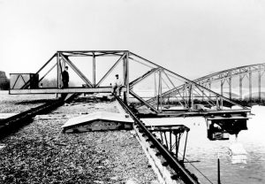 Paris - Engin de manutention dans l'ancien temps