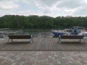 Ponton face à la Seine