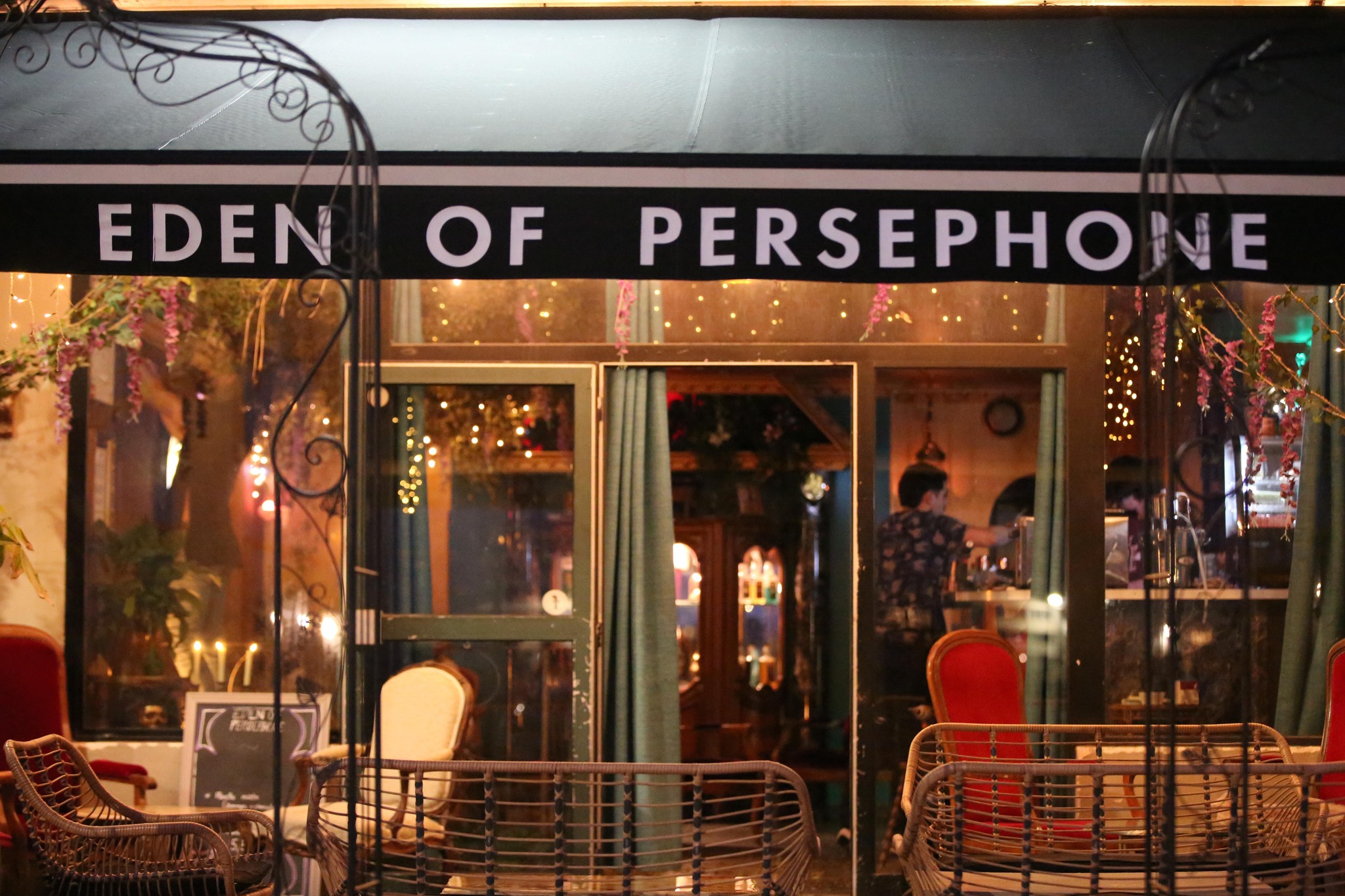 Eden of Persephone sur les quais au Havre