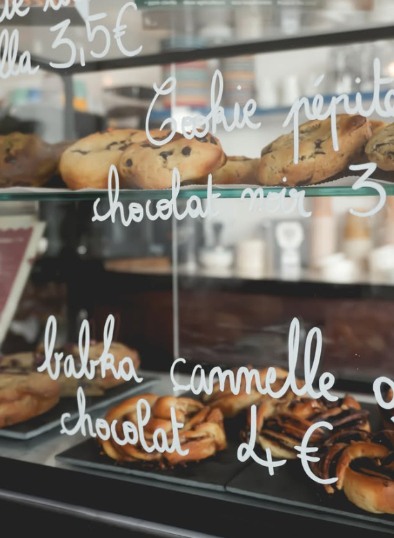 Pâtisseries au P'tit Sas sur les quais au Havre