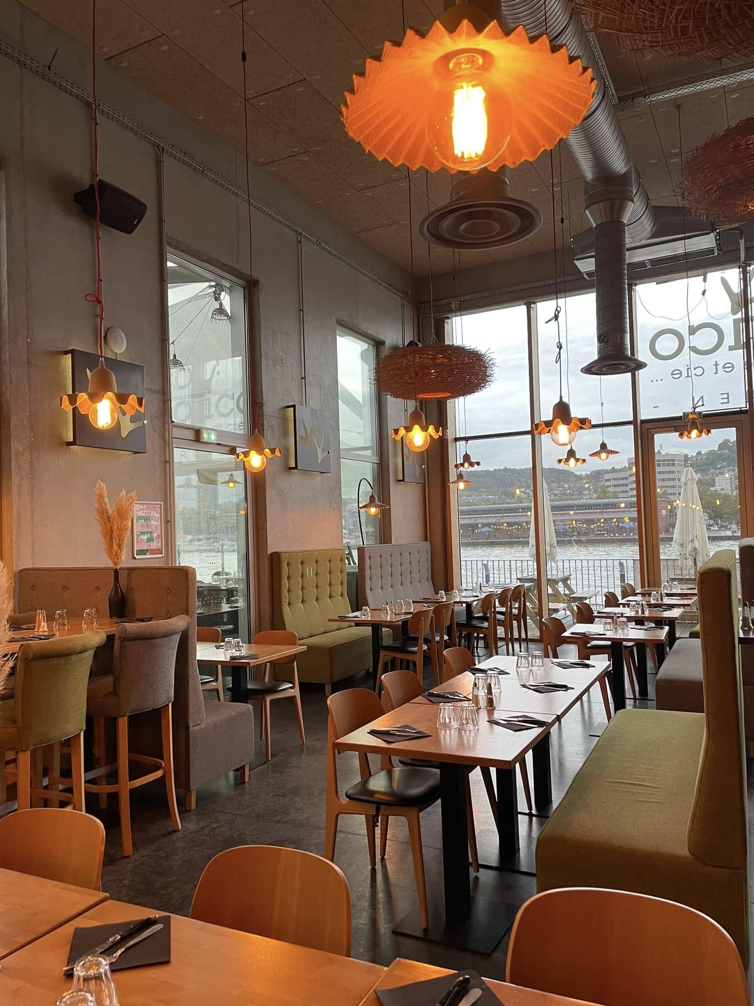 Restaurant Cocorico sur les quais de Rouen