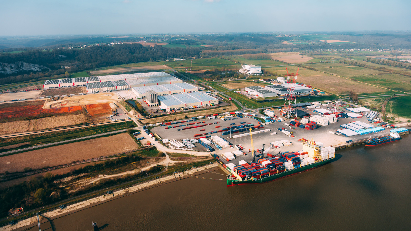 Radicatel - Katoen natie conteneur logistique terminal