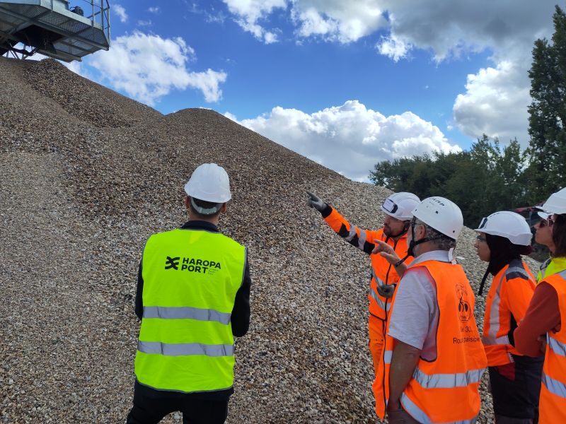 Visite des installations CEMEX sur le port de Bonneuil
